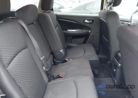 2017 Dodge Journey Sxt z USA, uszkodzony, nr VIN 3C4PDCBG6HT576074